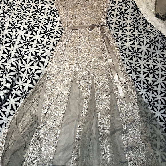 Beautiful  dress for a wedding or birthday party - Picture 6 of 10